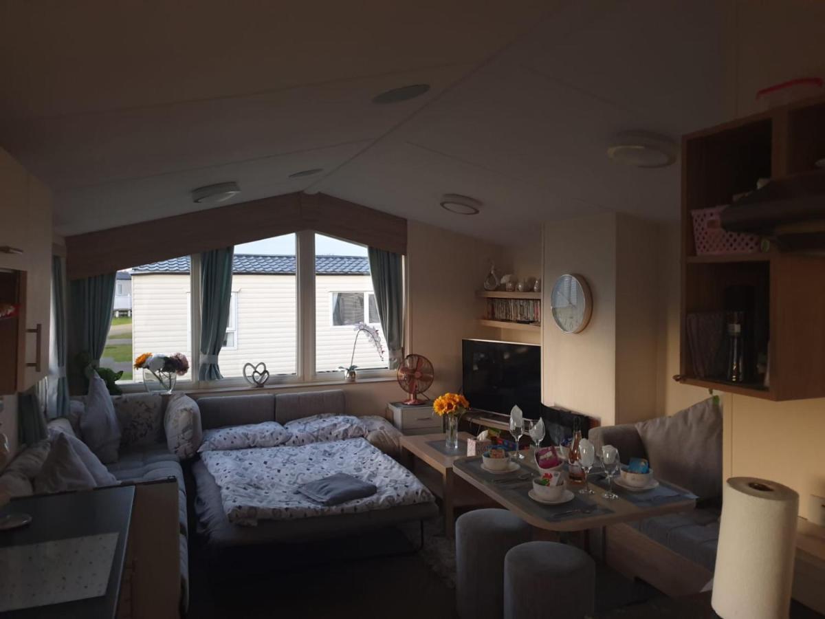 Tunstall View Caravan Holidays At Sand Le Mere Tunstall (East Riding of Yorkshire) Exterior foto